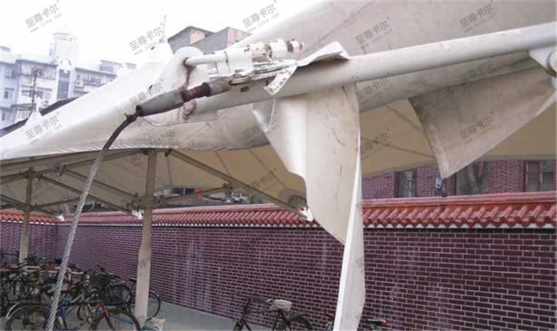 膜結(jié)構(gòu)車(chē)棚.jpg