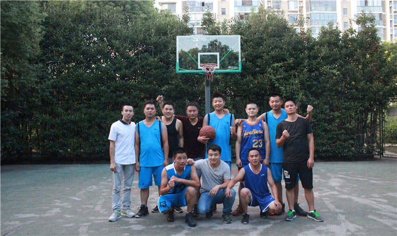 在至尊卡爾,還有籃球和兄弟！