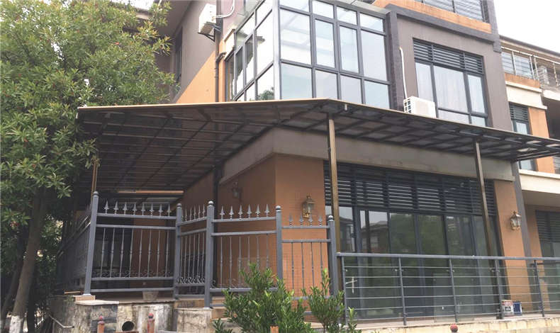 異形，帶拐角的雨棚如何設計