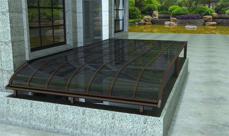 小區(qū)天井雨棚用什么材質(zhì)好？