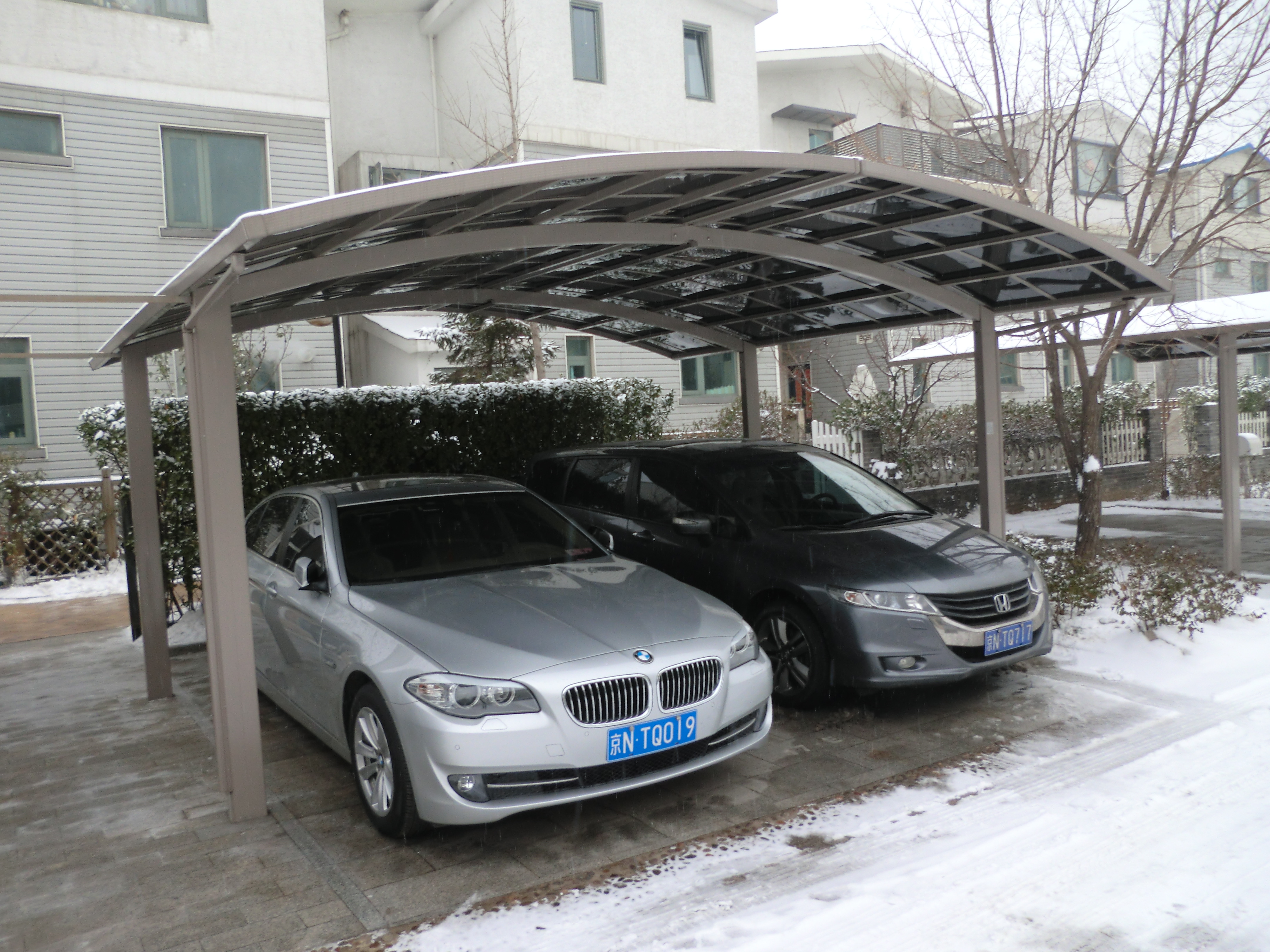 連航天器都要用到鋁合金，難道你家車棚用的還是玻璃鋼結(jié)構(gòu)？