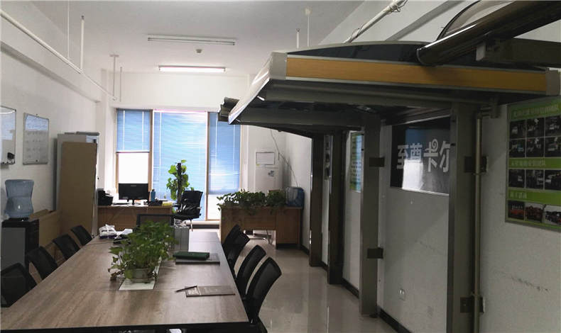 有自己的工程隊(duì)，無店面，能加盟至尊卡爾嗎？