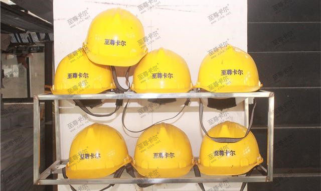 至尊卡爾教你如何選擇汽車棚技巧，安裝汽車棚前必看！