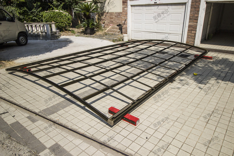 鋼化玻璃雨棚和耐力板雨棚最大的區別就著這里！