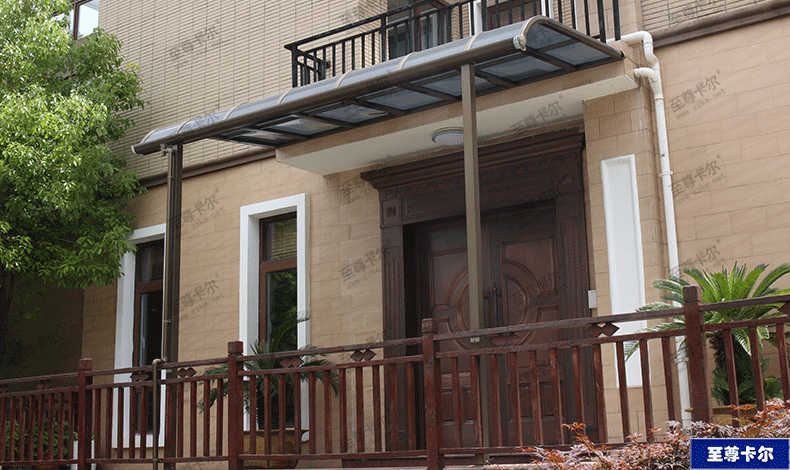 說起雨棚廠家，您是不是第一想到至尊卡爾！