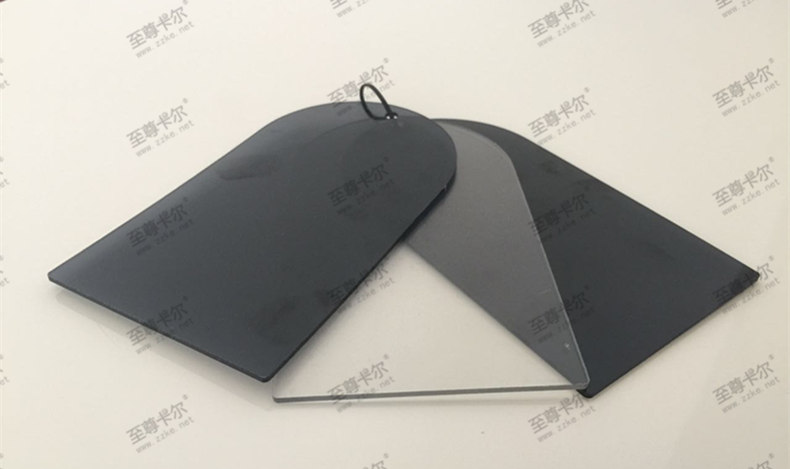 搭建雨棚是用耐力板好還是陽光板好？