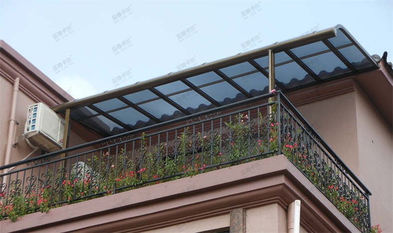 有了至尊卡爾你再也不用擔心，買到質量不好的雨棚