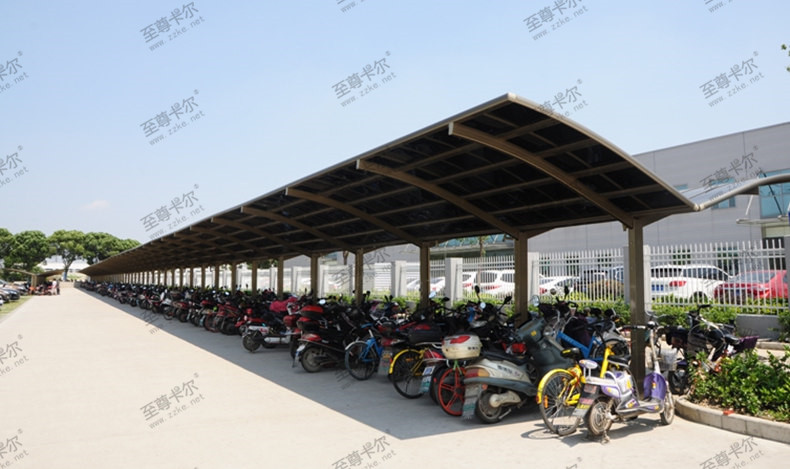 電動車充電車棚類型有哪幾種？用耐力板車棚做有哪些優勢呢？
