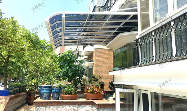 斜拉式雨棚圖片欣賞，高端大氣的至尊卡爾雨棚圖片