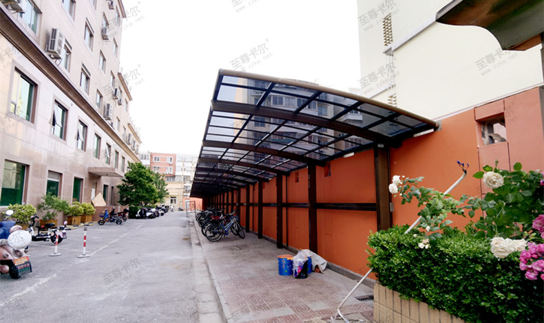 沒有非機動車棚怎么實現(xiàn)安全充電管理？看這些非機動車棚圖片。