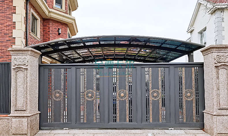 總有人說耐力板車棚雨棚不好，真的那么不堪嗎？必須還它個(gè)清白!