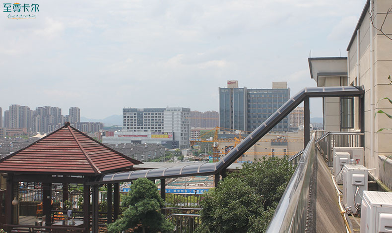 雨棚制作廠家？樓梯雨棚怎么搭建？